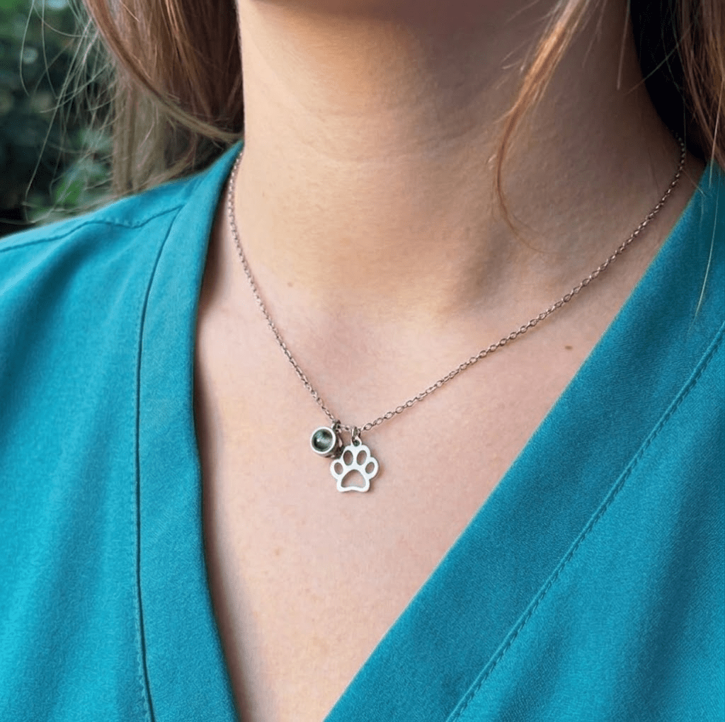Custom Pet Photo Projection Necklace - paw&bond